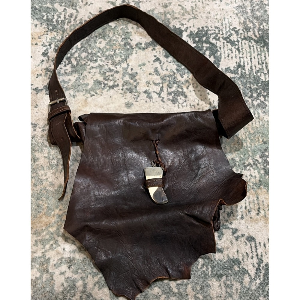 Handcrafted Moroccan Leather Crossbody Bag with Real Horn Toggle | Raw Edge Boho